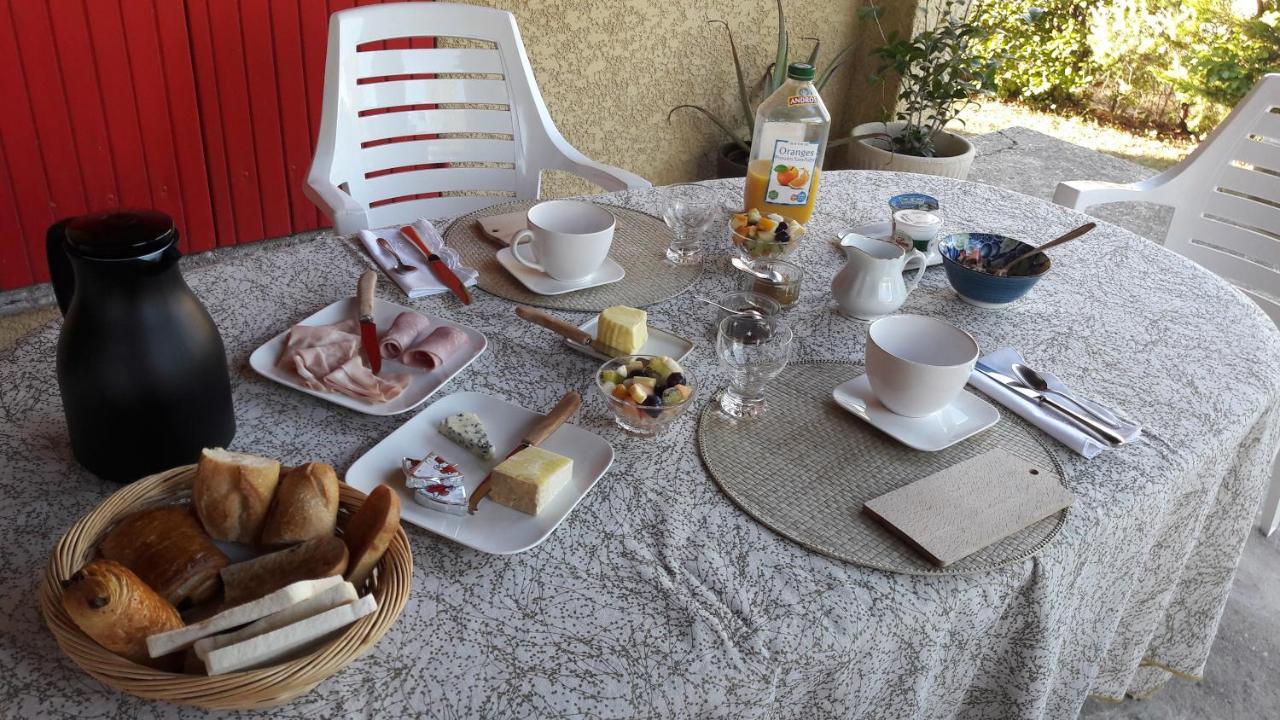 La Demeure D'Helice Bed & Breakfast Langlade Bagian luar foto