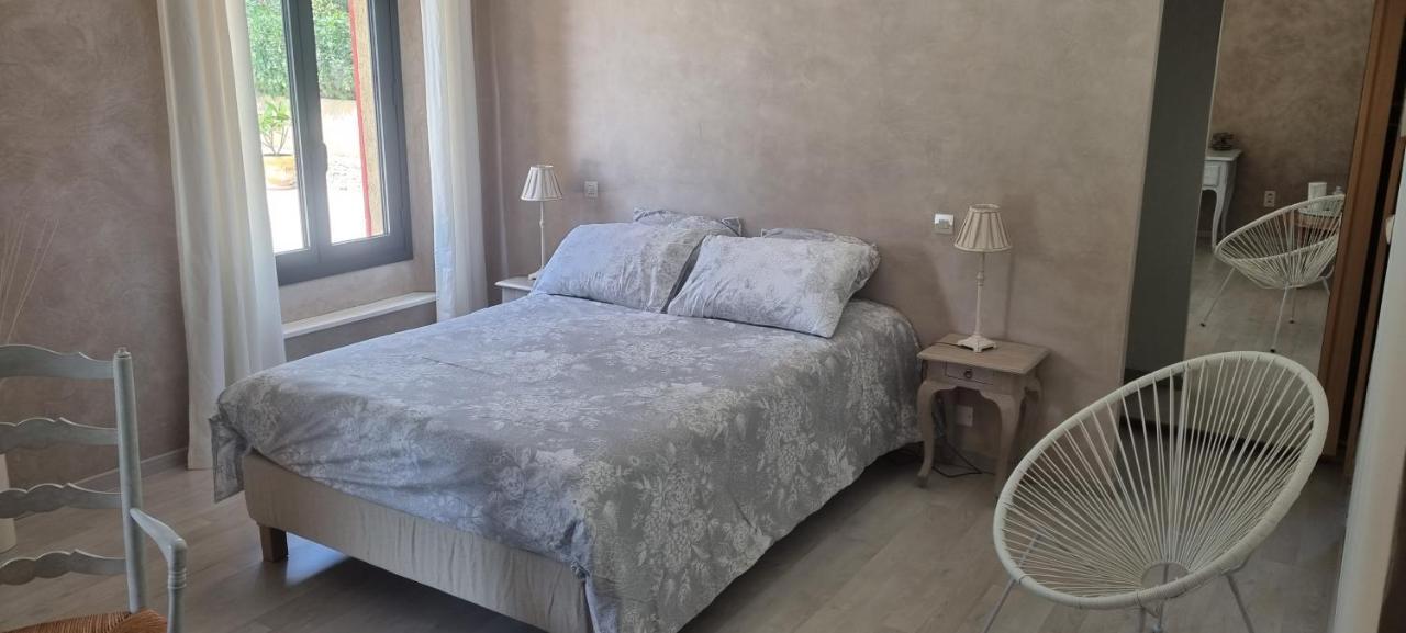 La Demeure D'Helice Bed & Breakfast Langlade Bagian luar foto